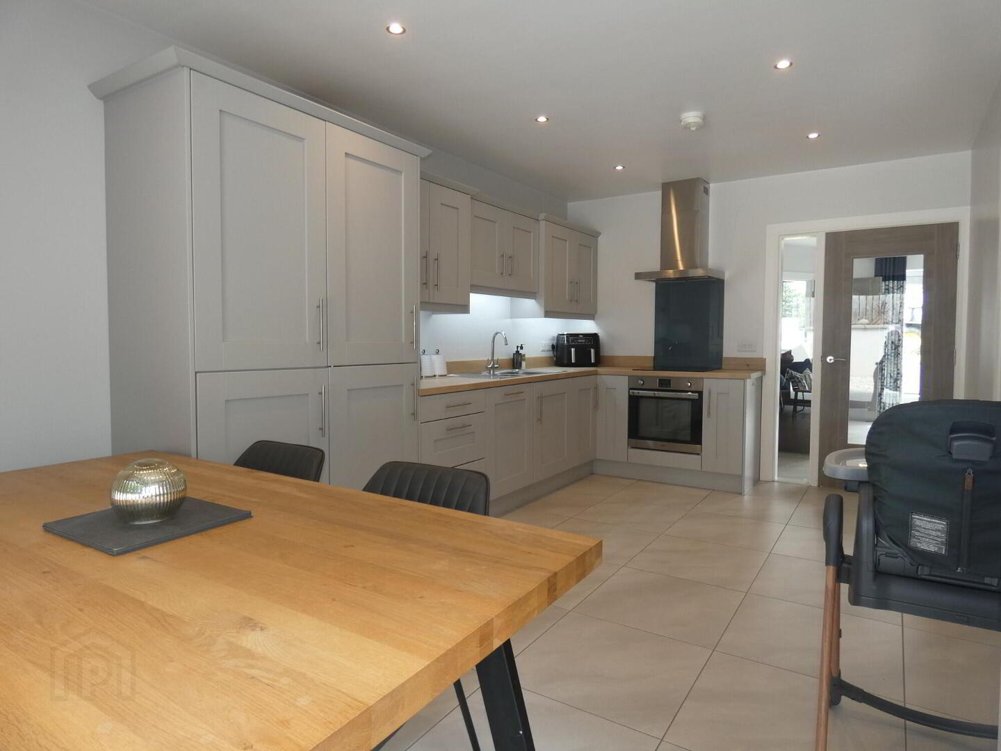5 Forestside Court 7 of 20