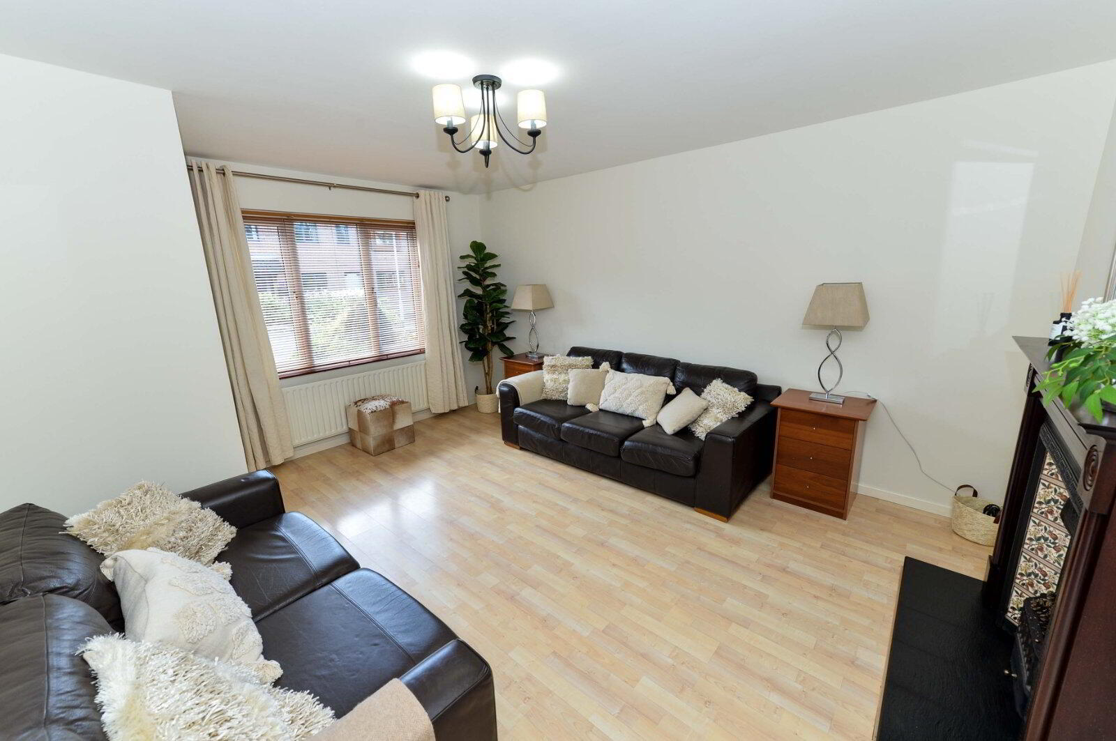3 Hopedene Mews 4 of 17