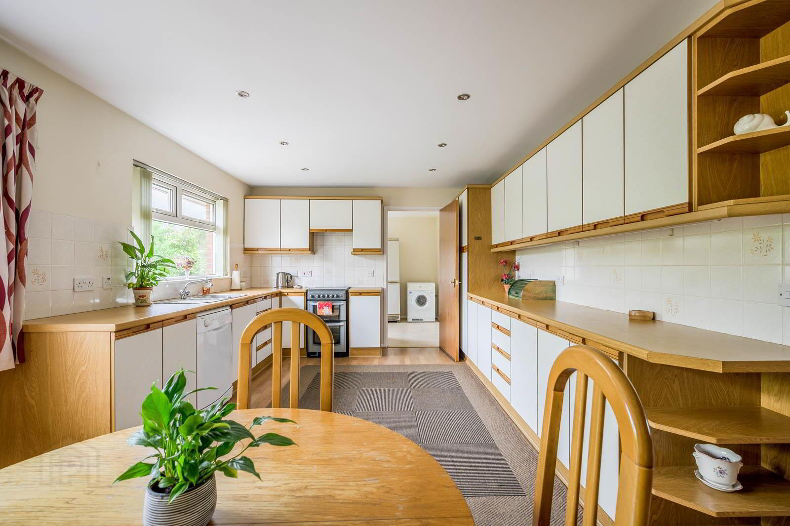 2 Cleland Park North 13 of 35