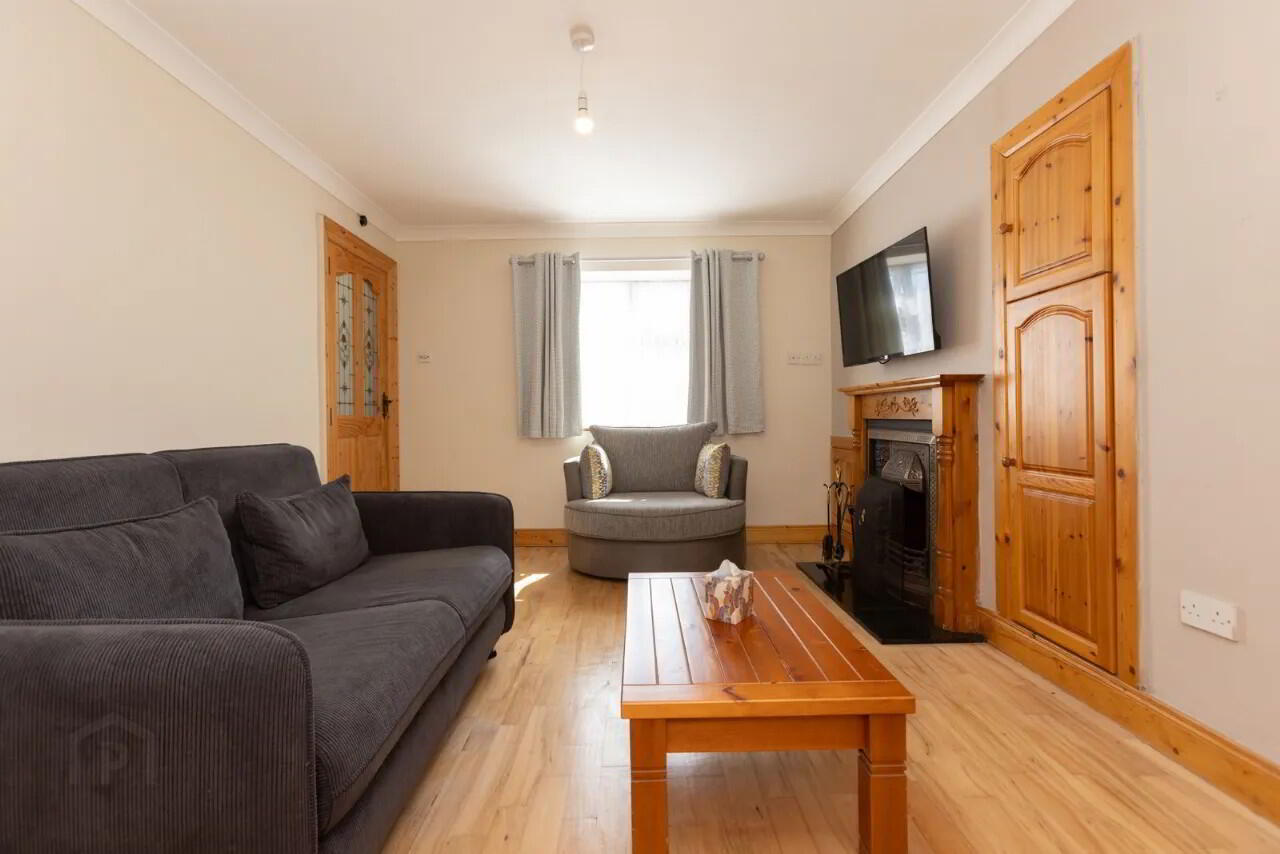 46 Green Rd 16 of 41