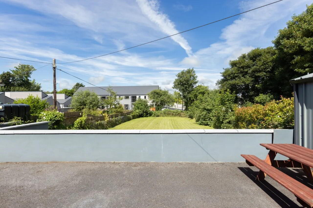 46 Green Rd 31 of 41