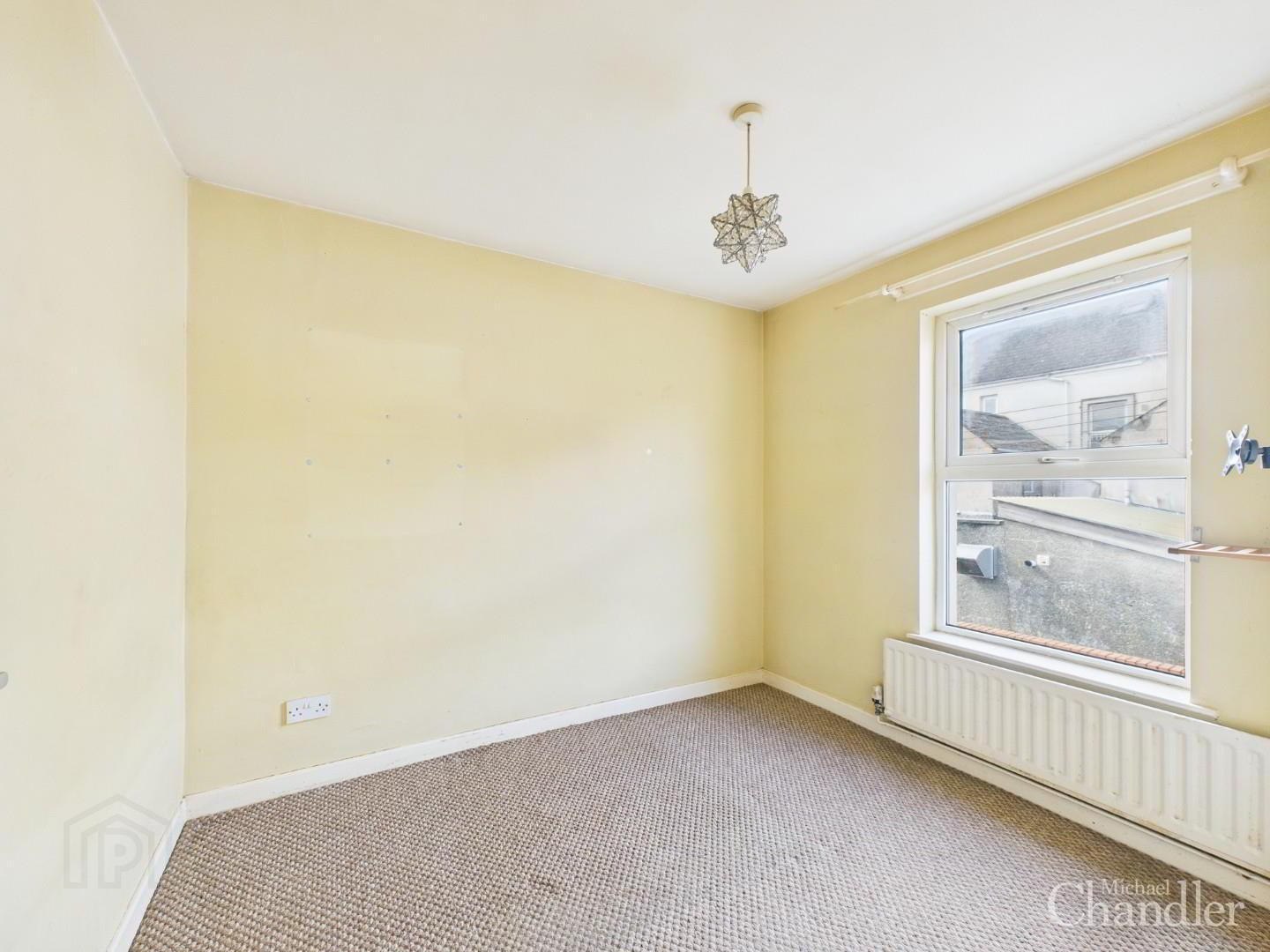 8 Dundela Court 5 of 7