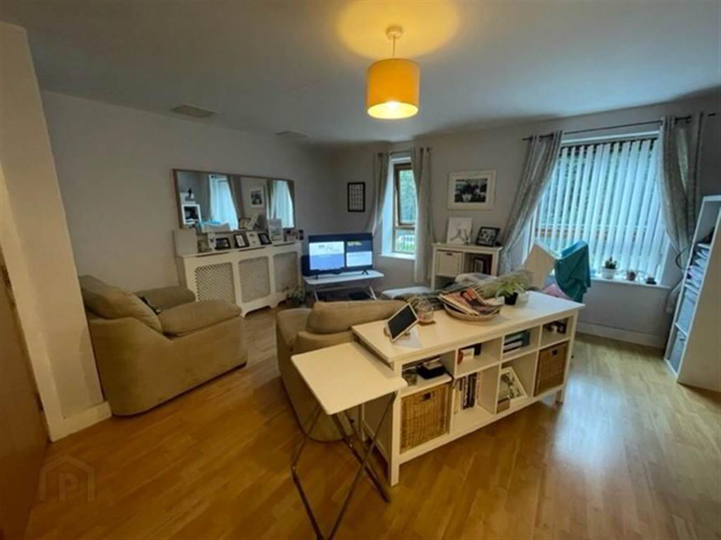Apt 29, Park Royal 1 of 6