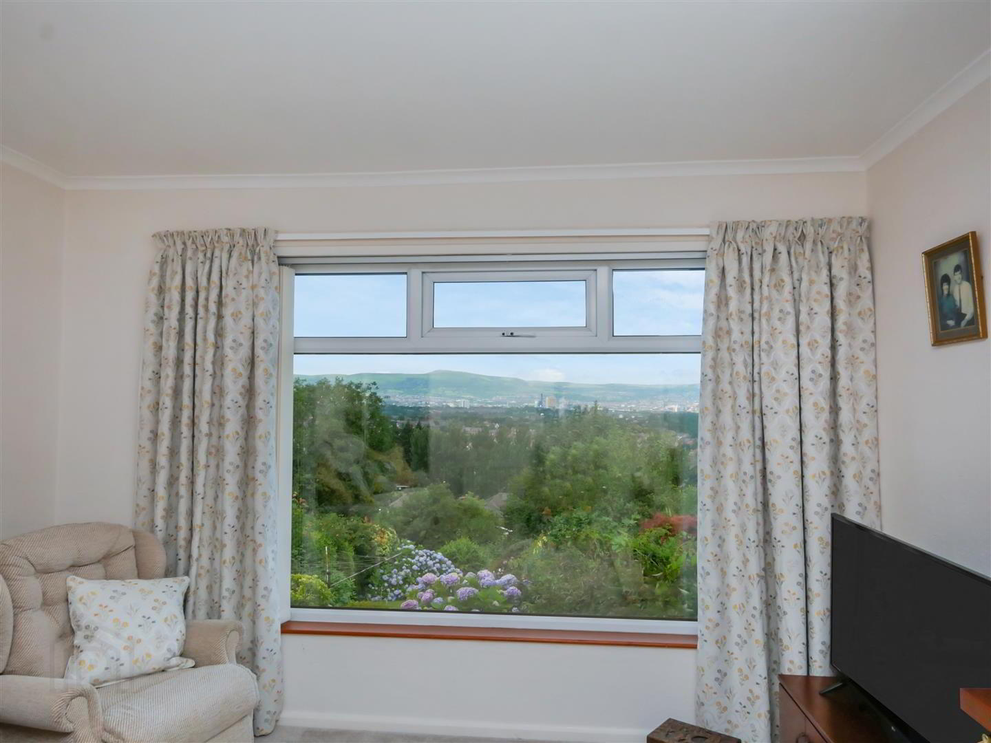 38 Glencregagh Drive 3 of 18