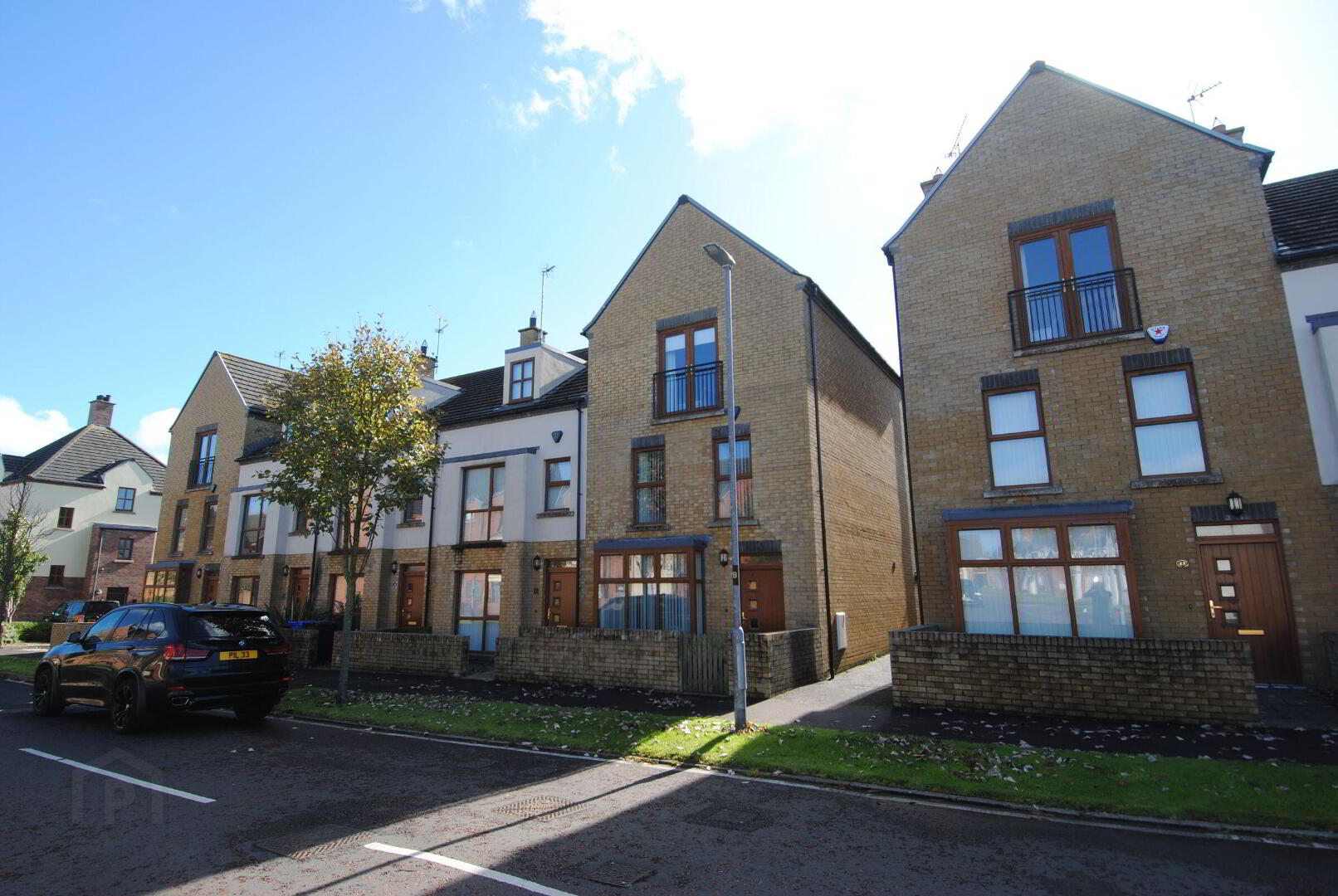 14 Galvally Road 1 of 21