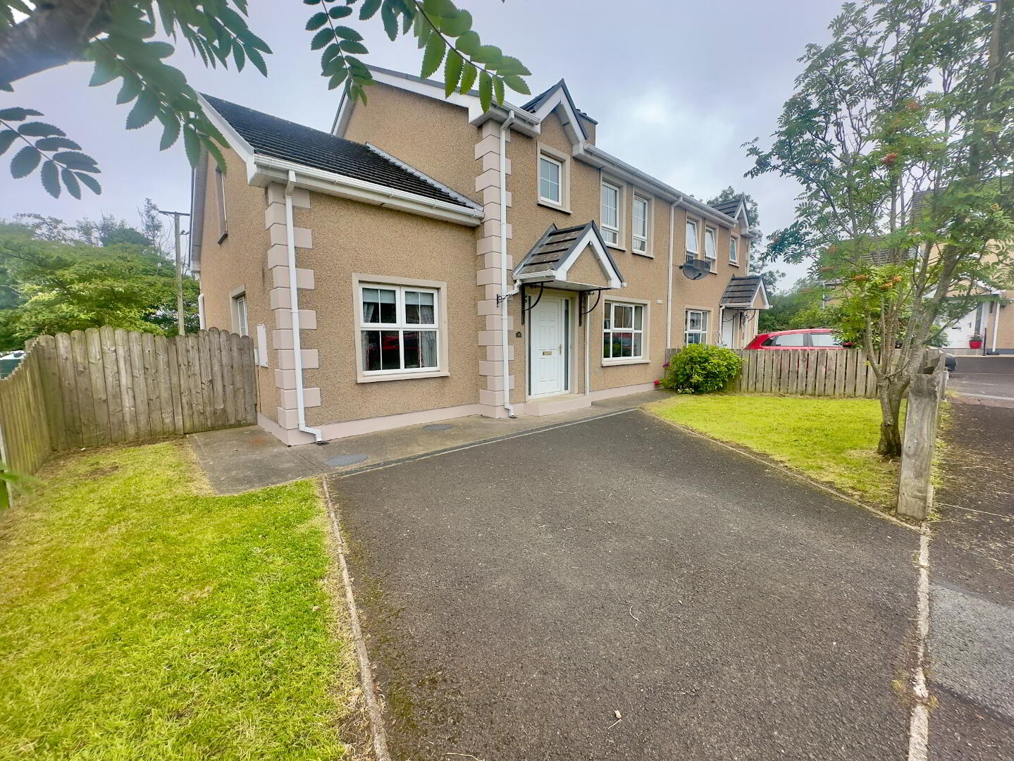 43 Beechwood Park 2 of 23
