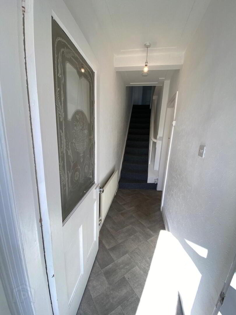 18 Clara Avenue 3 of 13