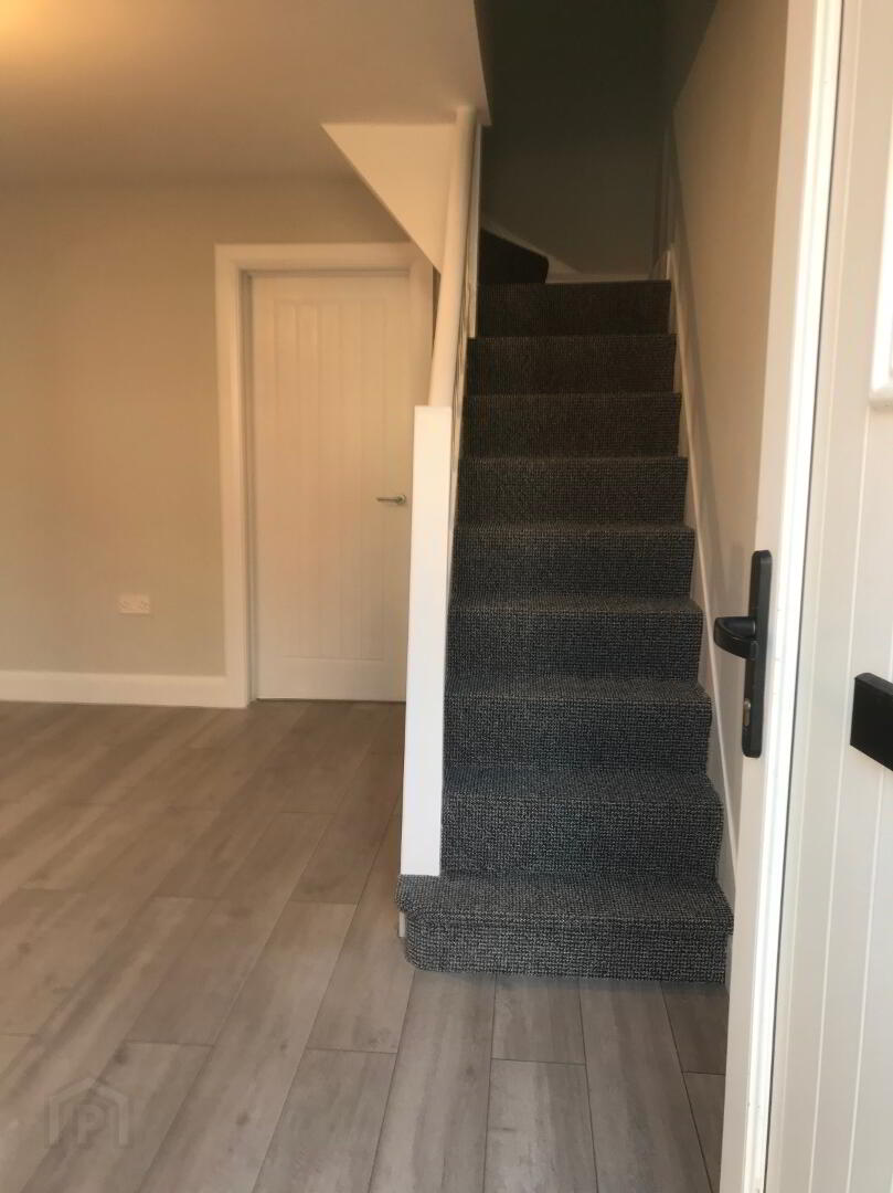 38 Ashley Drive 6 of 23
