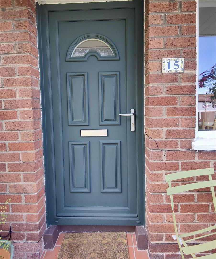 15 Waveney Avenue 4 of 32