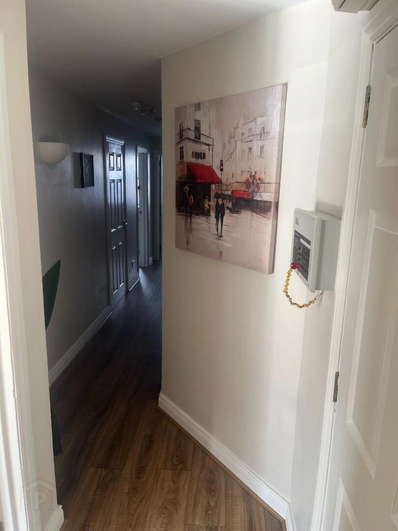 6 Donnybrook Court 4 of 34
