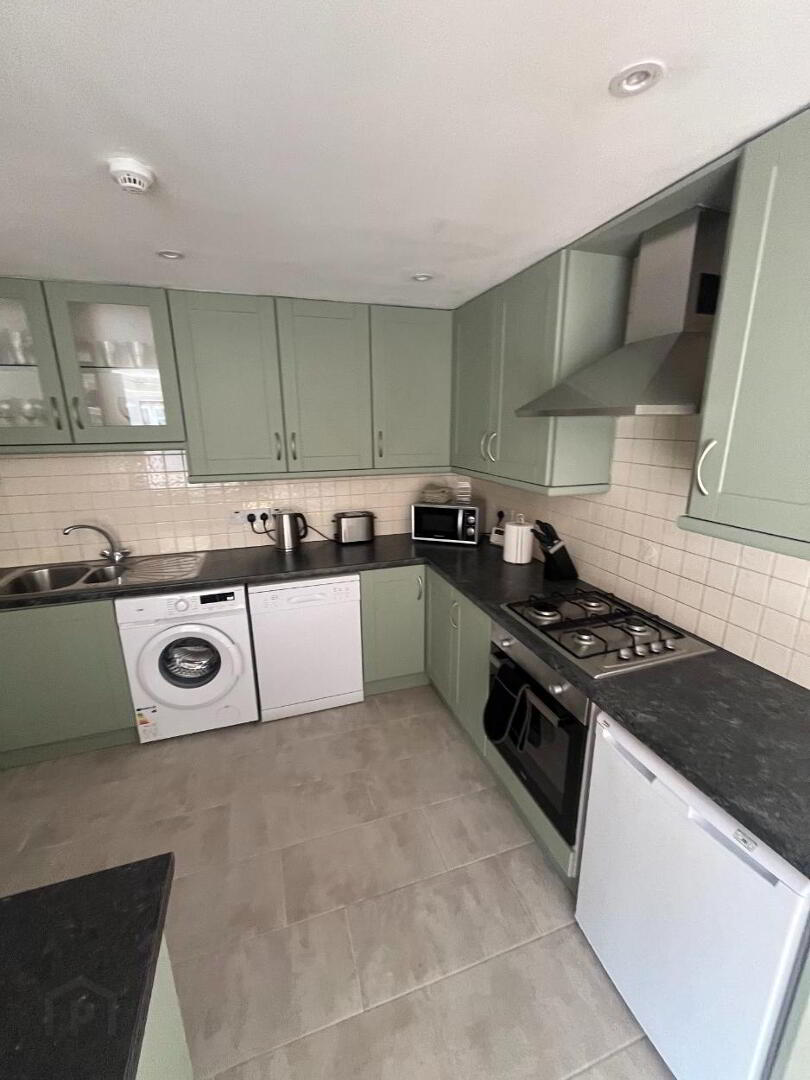6 Donnybrook Court 15 of 34