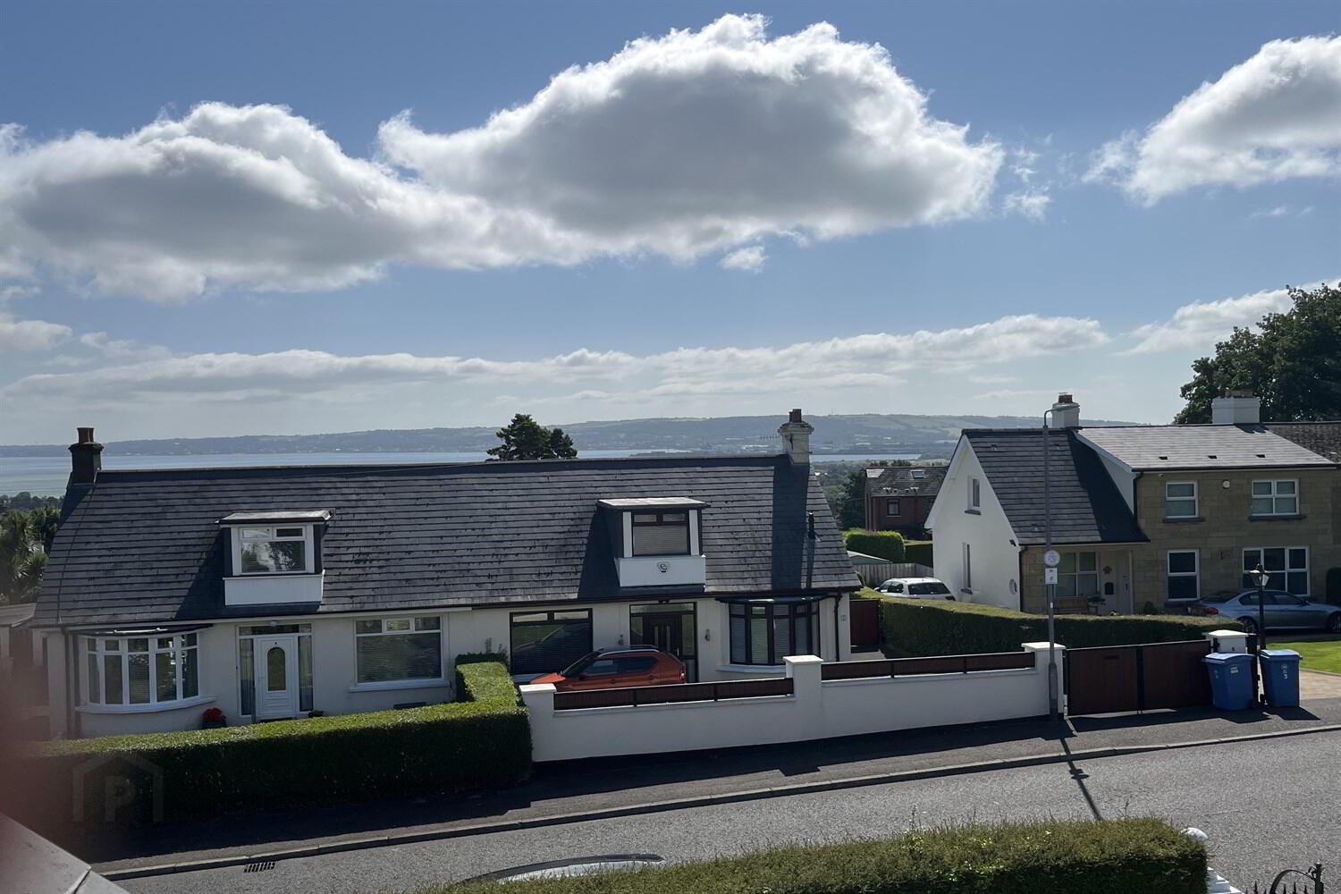 8 Thorburn Road 21 of 35
