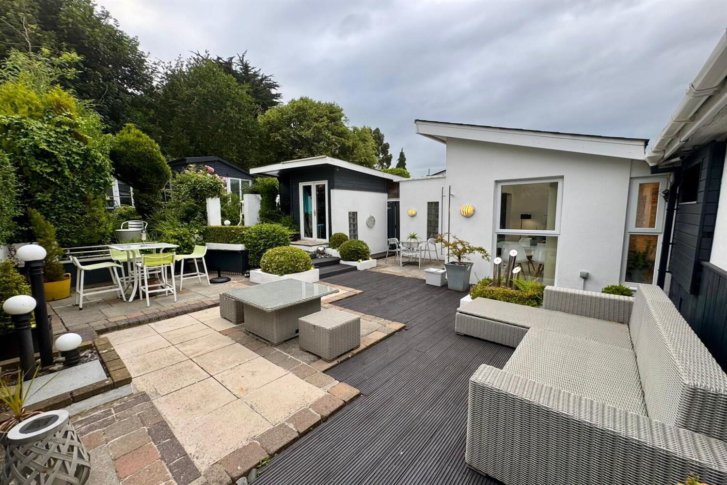 8 Thorburn Road 25 of 35