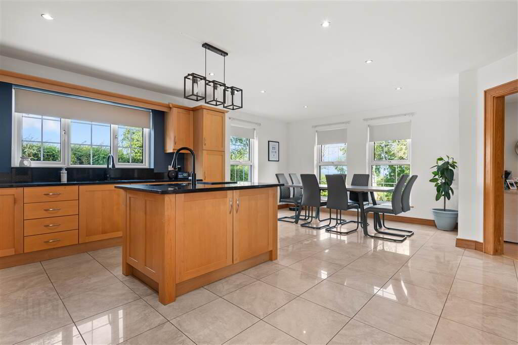 27 Lisnahilt Road 16 of 64