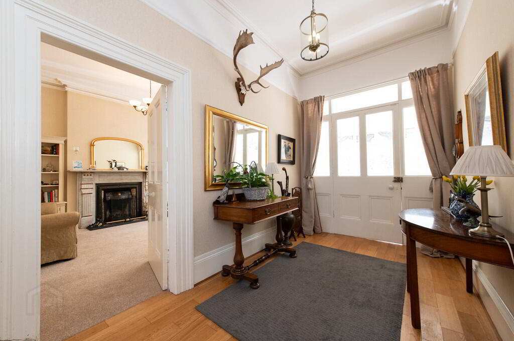 property description image