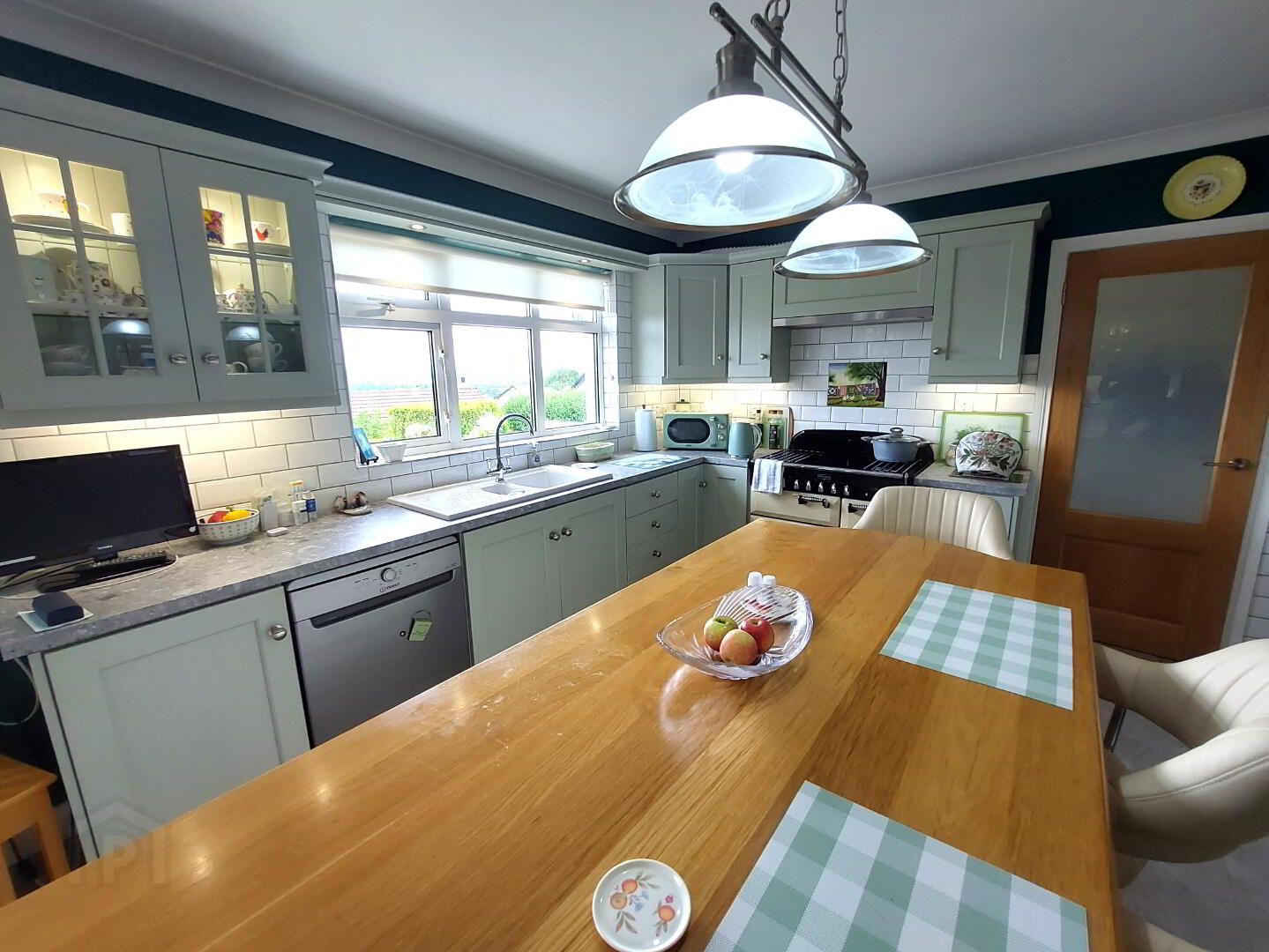 18a Glen Road 11 of 34