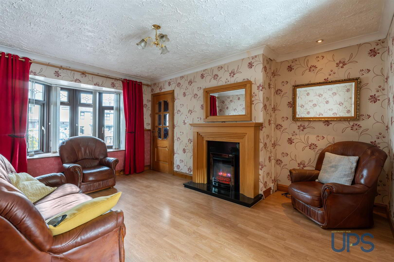 73 Lenadoon Avenue 5 of 25