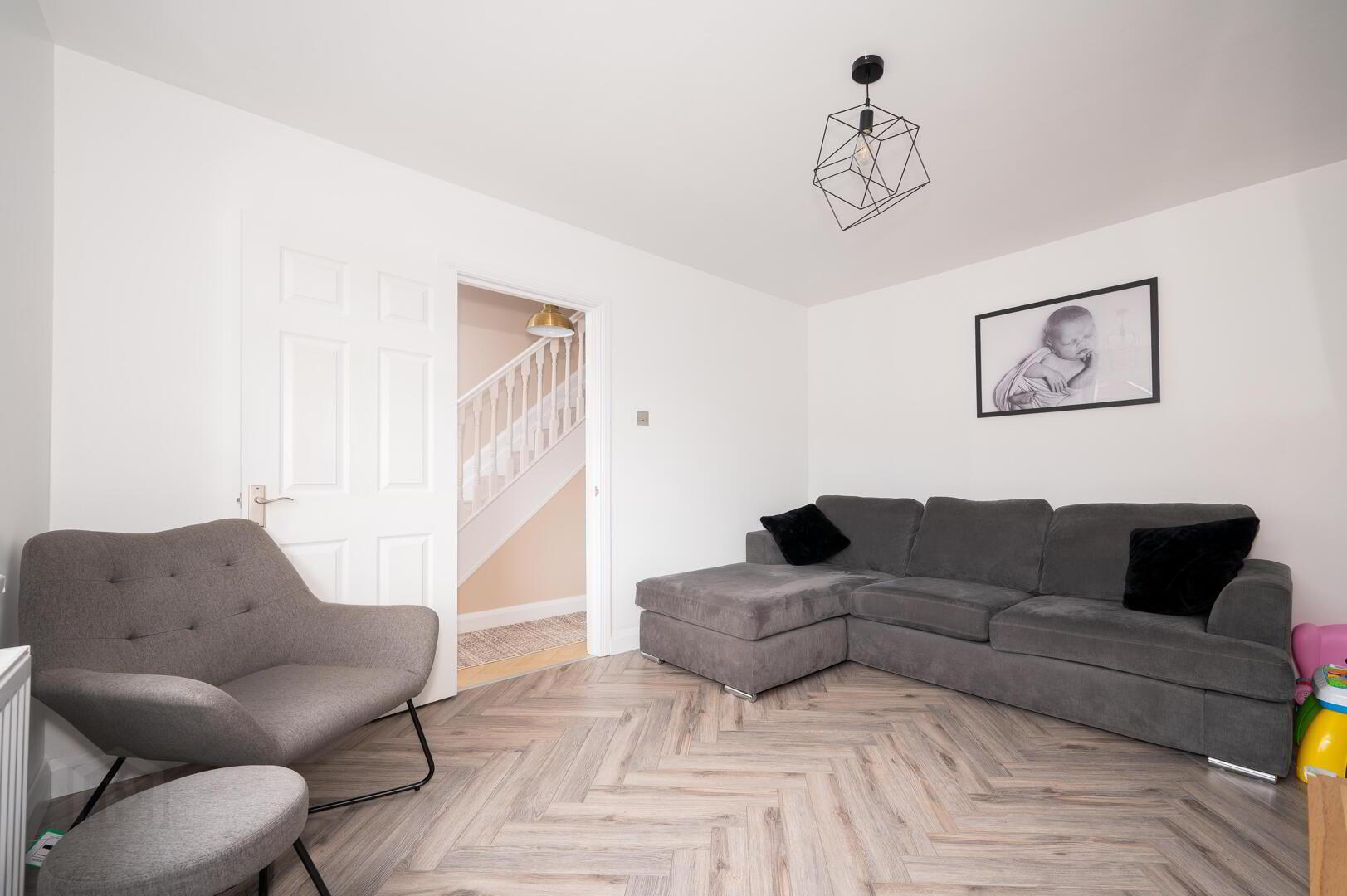 1a Ashmount Park 6 of 23