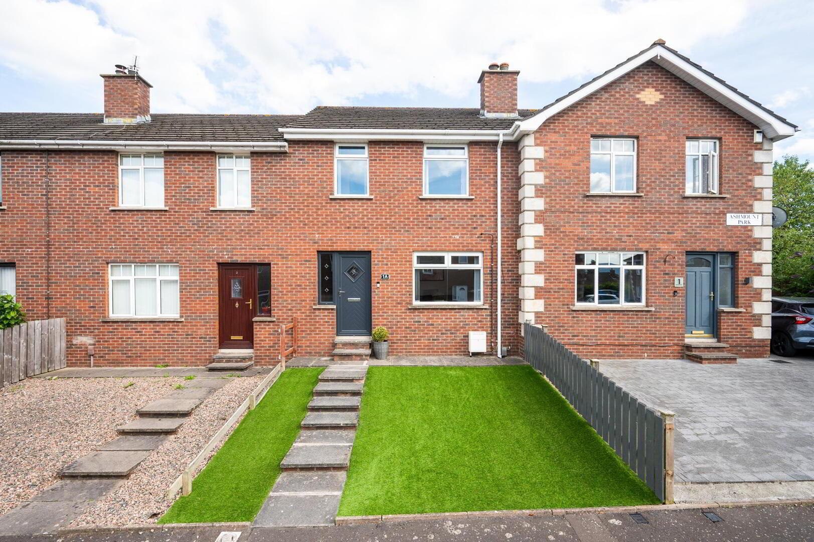 1a Ashmount Park 1 of 23