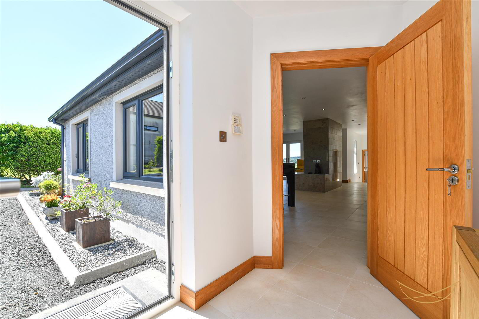 64e Tildarg Road 8 of 63