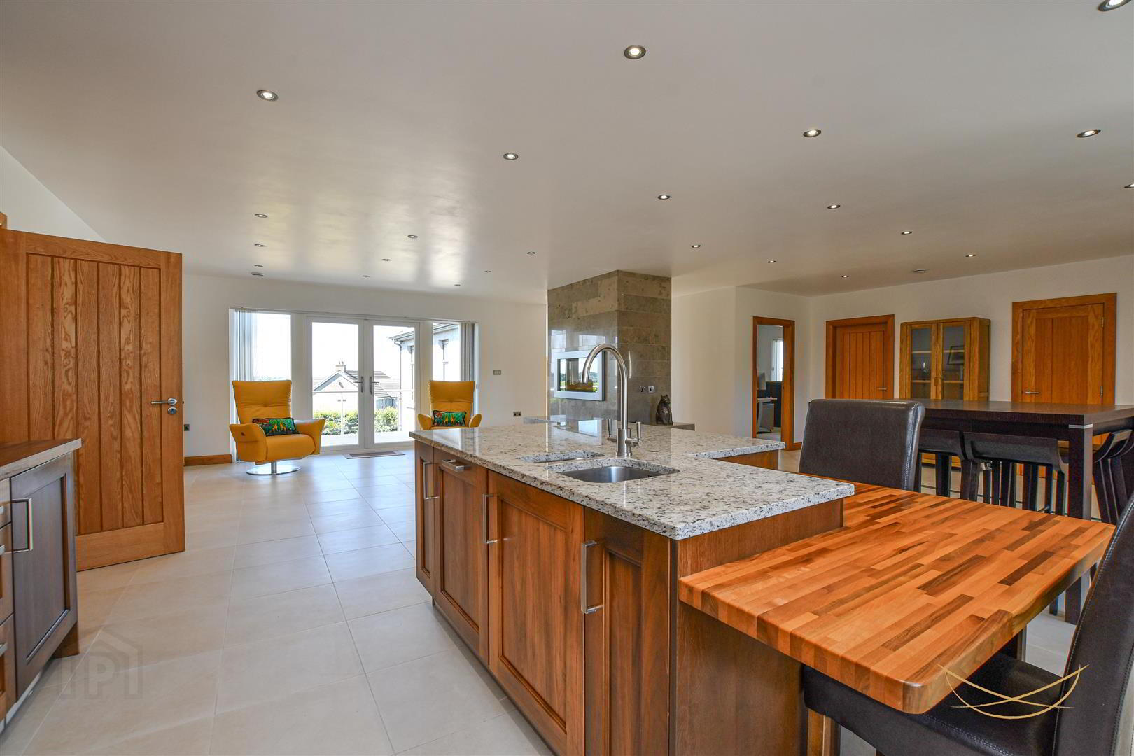 64e Tildarg Road 10 of 63