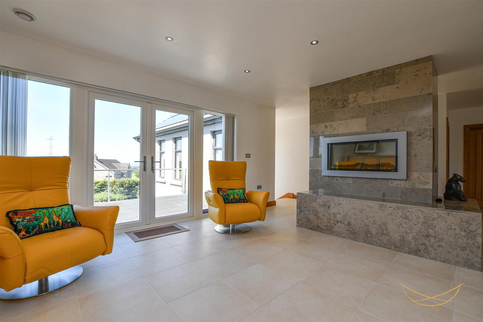 64e Tildarg Road 14 of 63