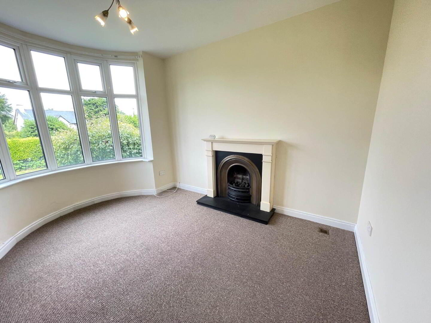 38 Demesne Road 4 of 23