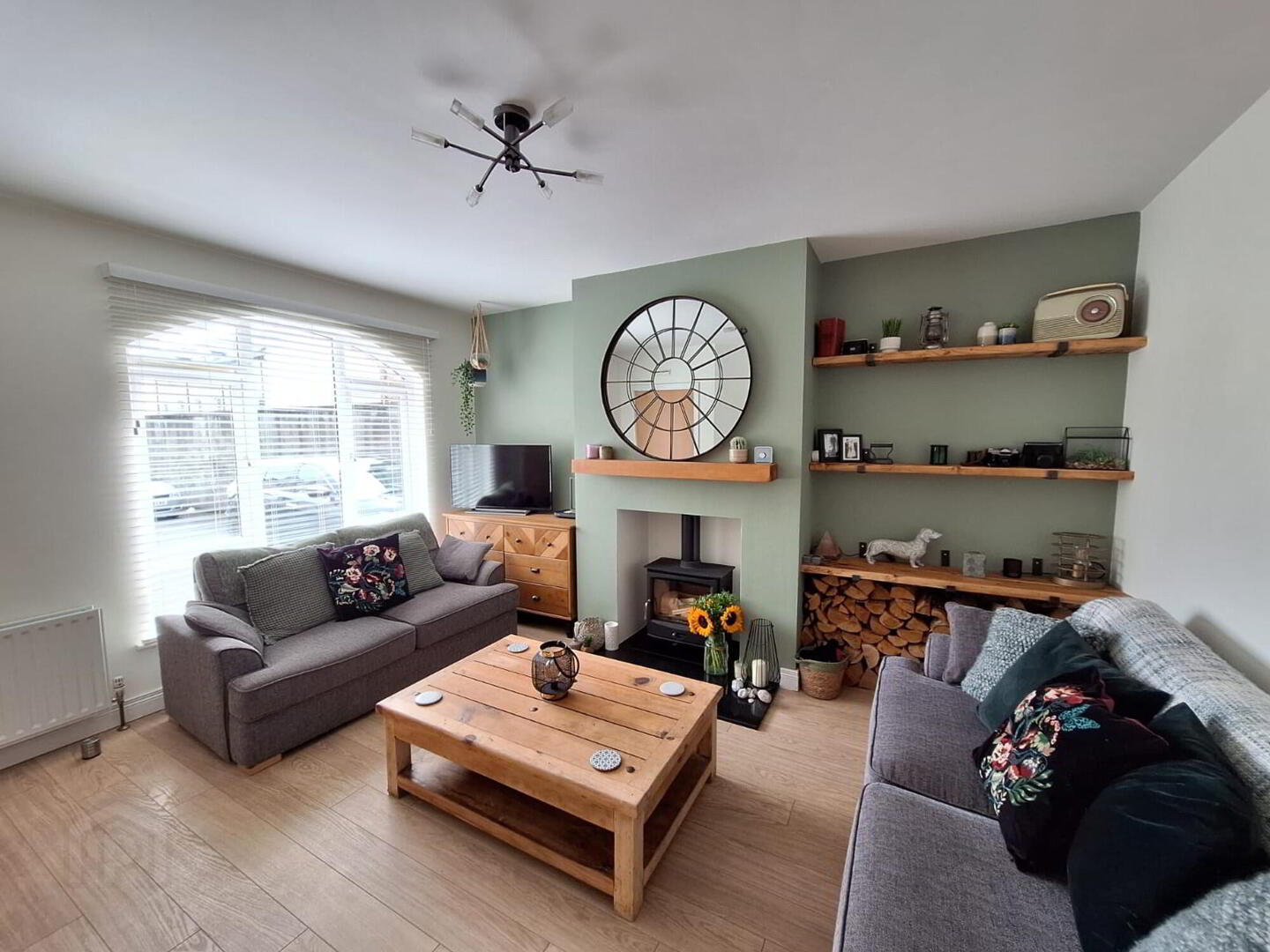 12 Market Court 4 of 30