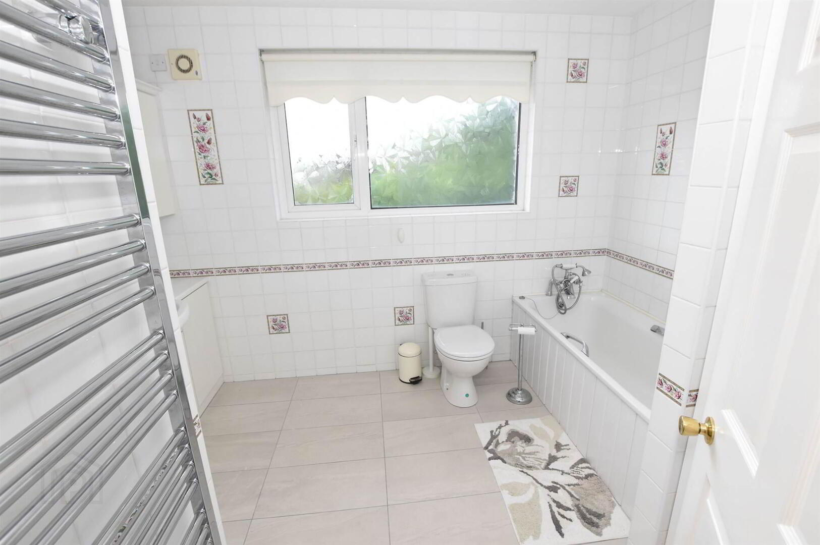 8 Beverley Avenue 15 of 20
