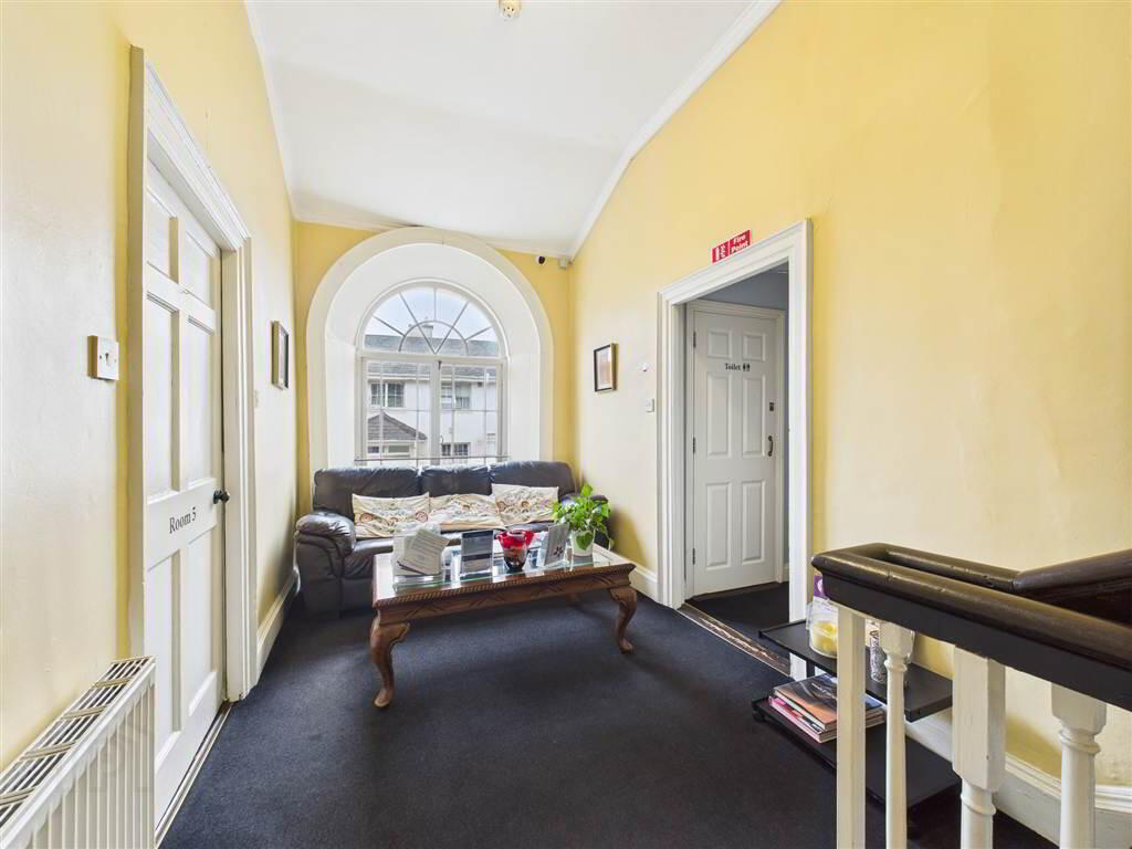 8 Catherine Street 5 of 12