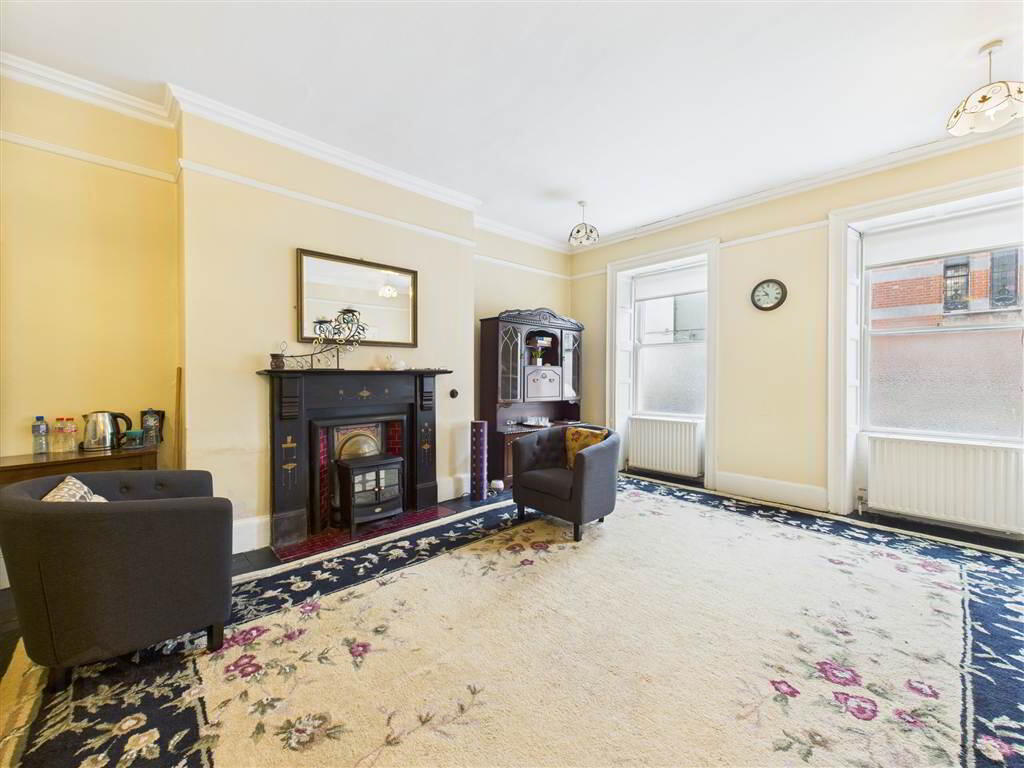 8 Catherine Street 4 of 12
