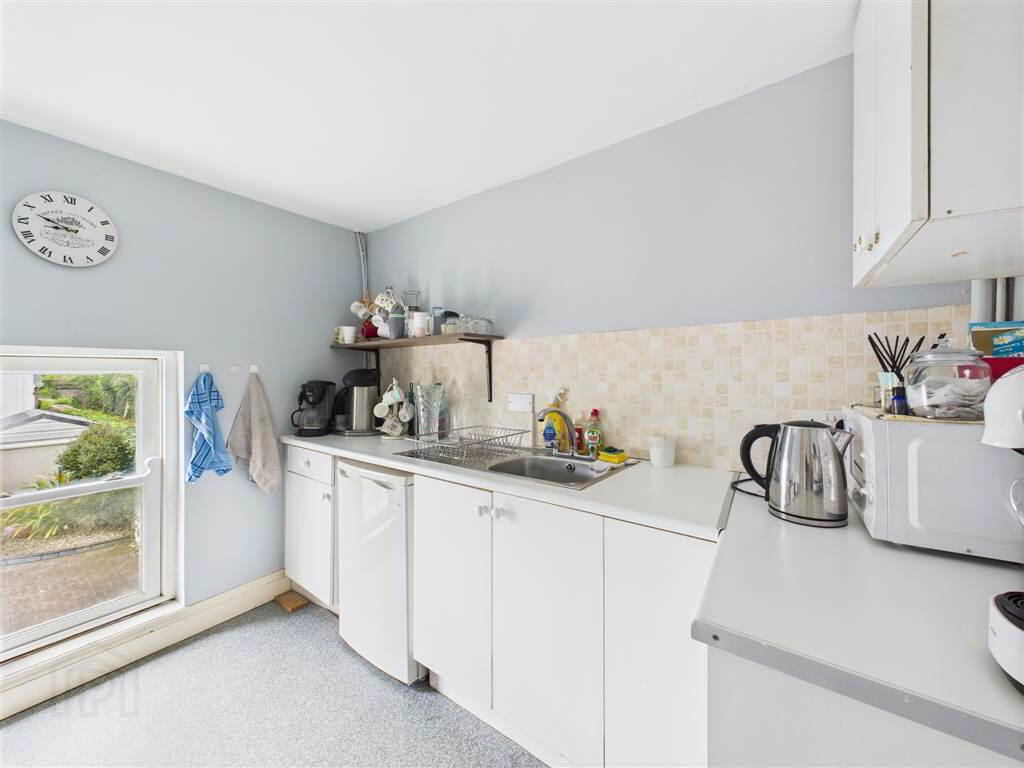 8 Catherine Street 8 of 12