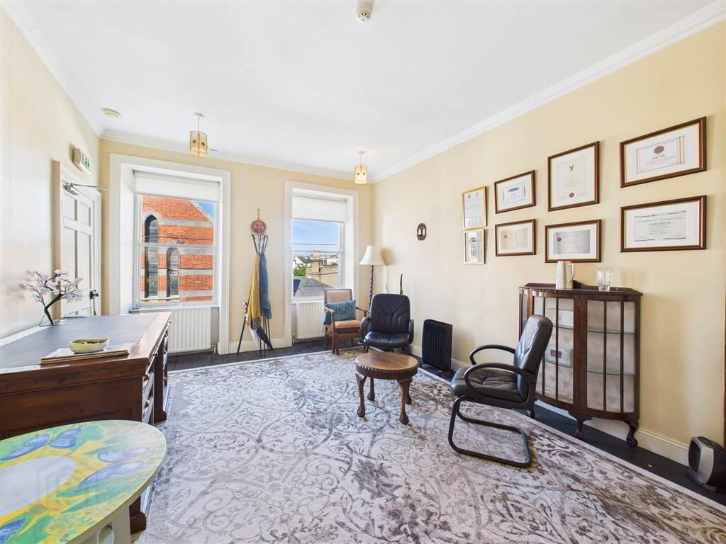 8 Catherine Street 12 of 12