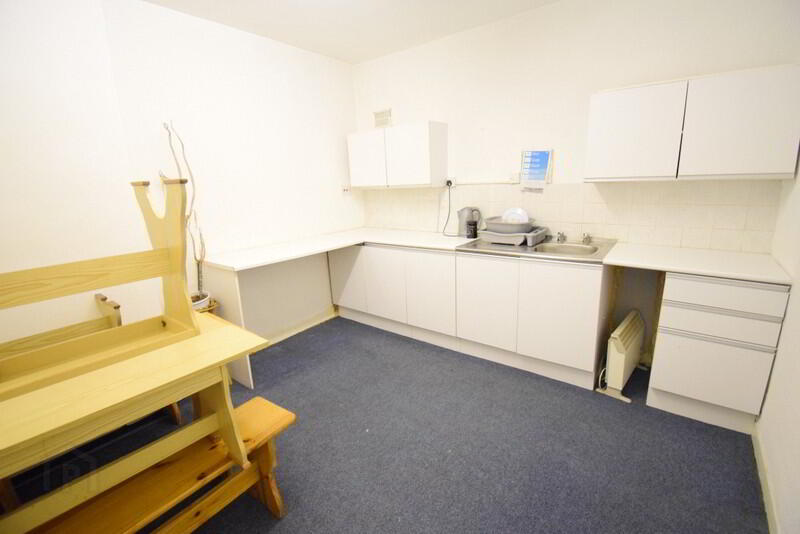 61 Alexandra Park Avenue 12 of 14