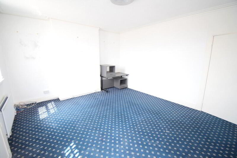 61 Alexandra Park Avenue 13 of 14