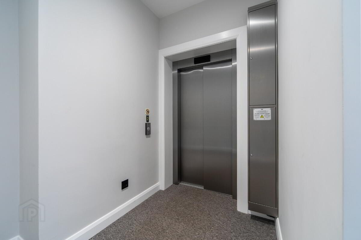 Apartment 11 8 Castlehill Wood 21 of 21