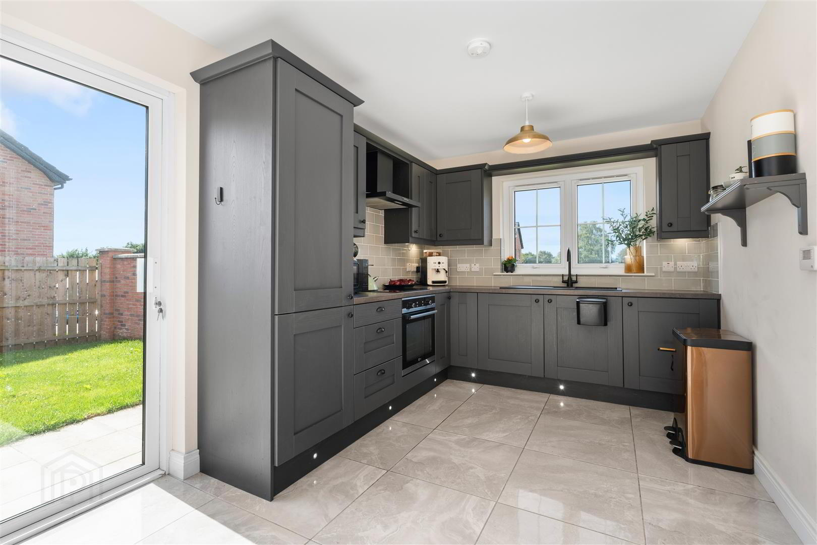 28 Ballyveigh Crescent 7 of 27