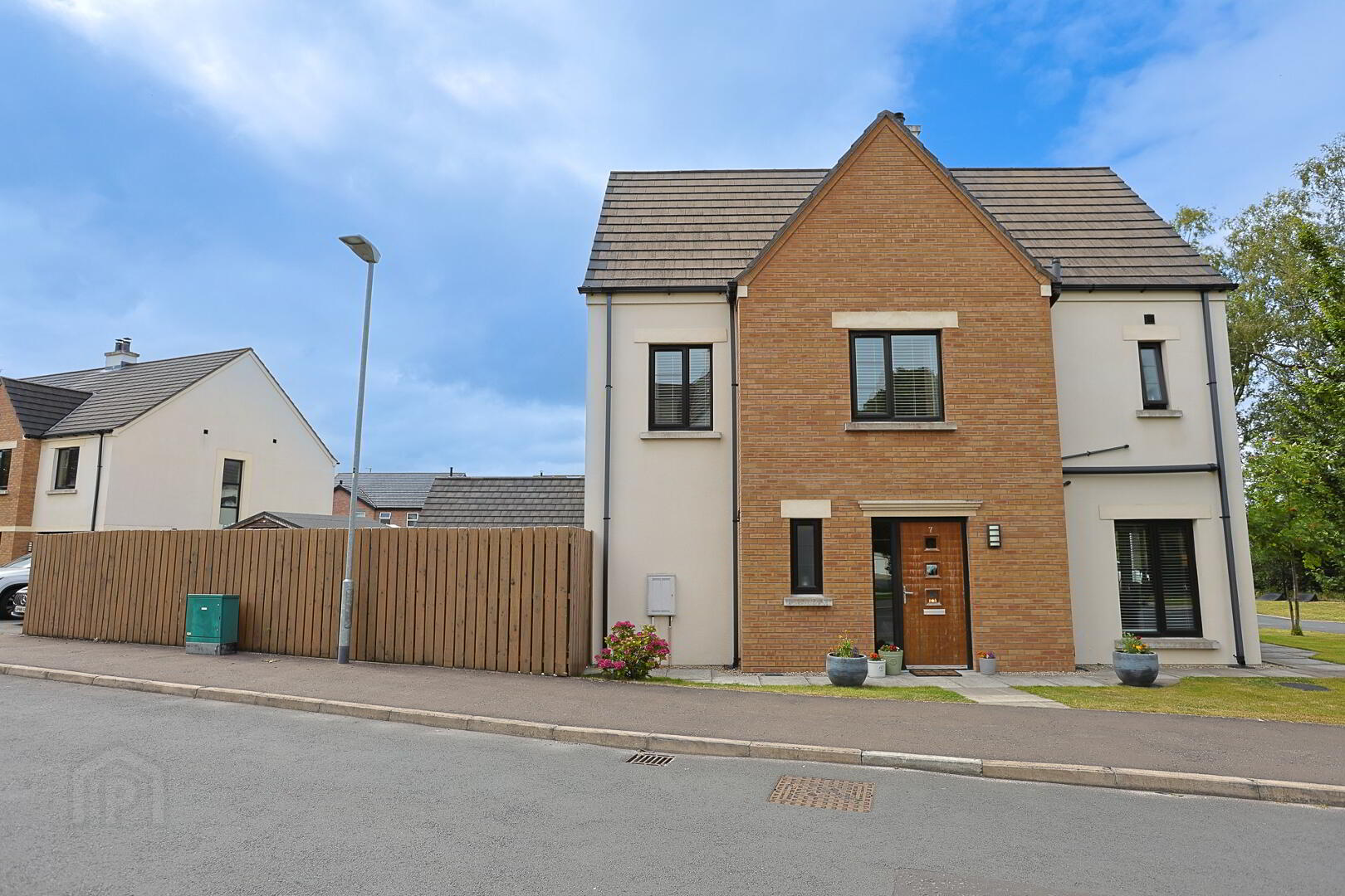 7 Carrick Meadows 1 of 59