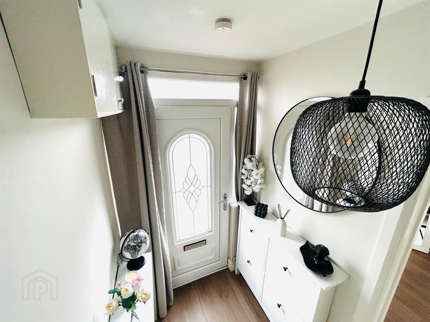 17 Cliftonville Avenue 5 of 19