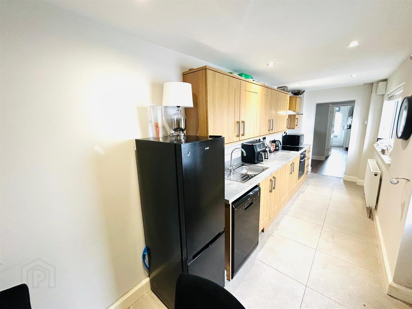 17 Cliftonville Avenue 12 of 19