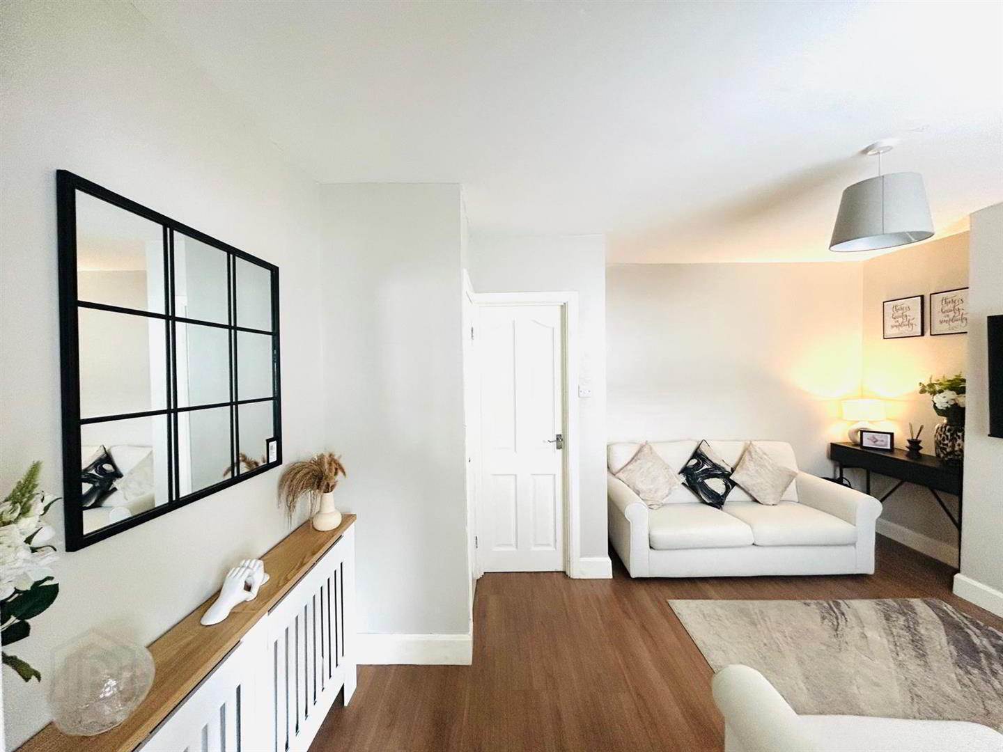 17 Cliftonville Avenue 10 of 19