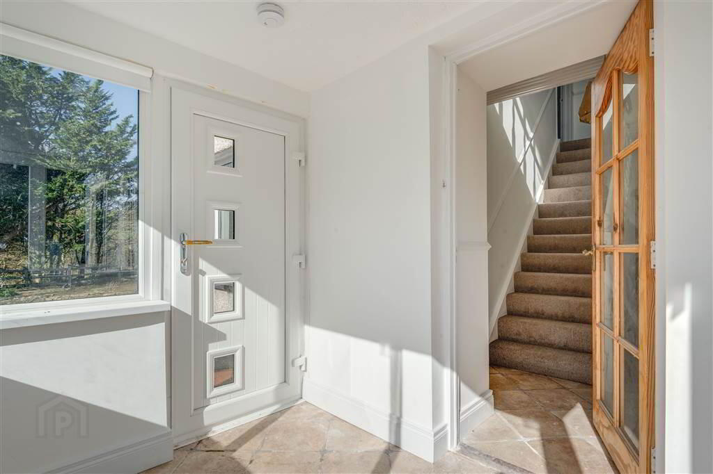 1 Quolie Lane 5 of 36