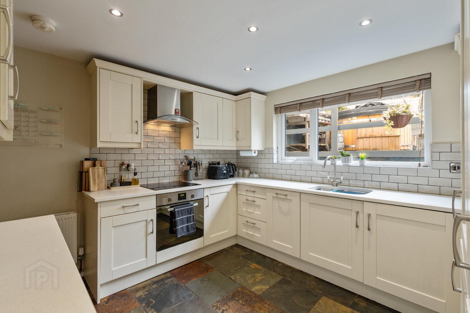 6 Belfast Road 10 of 31