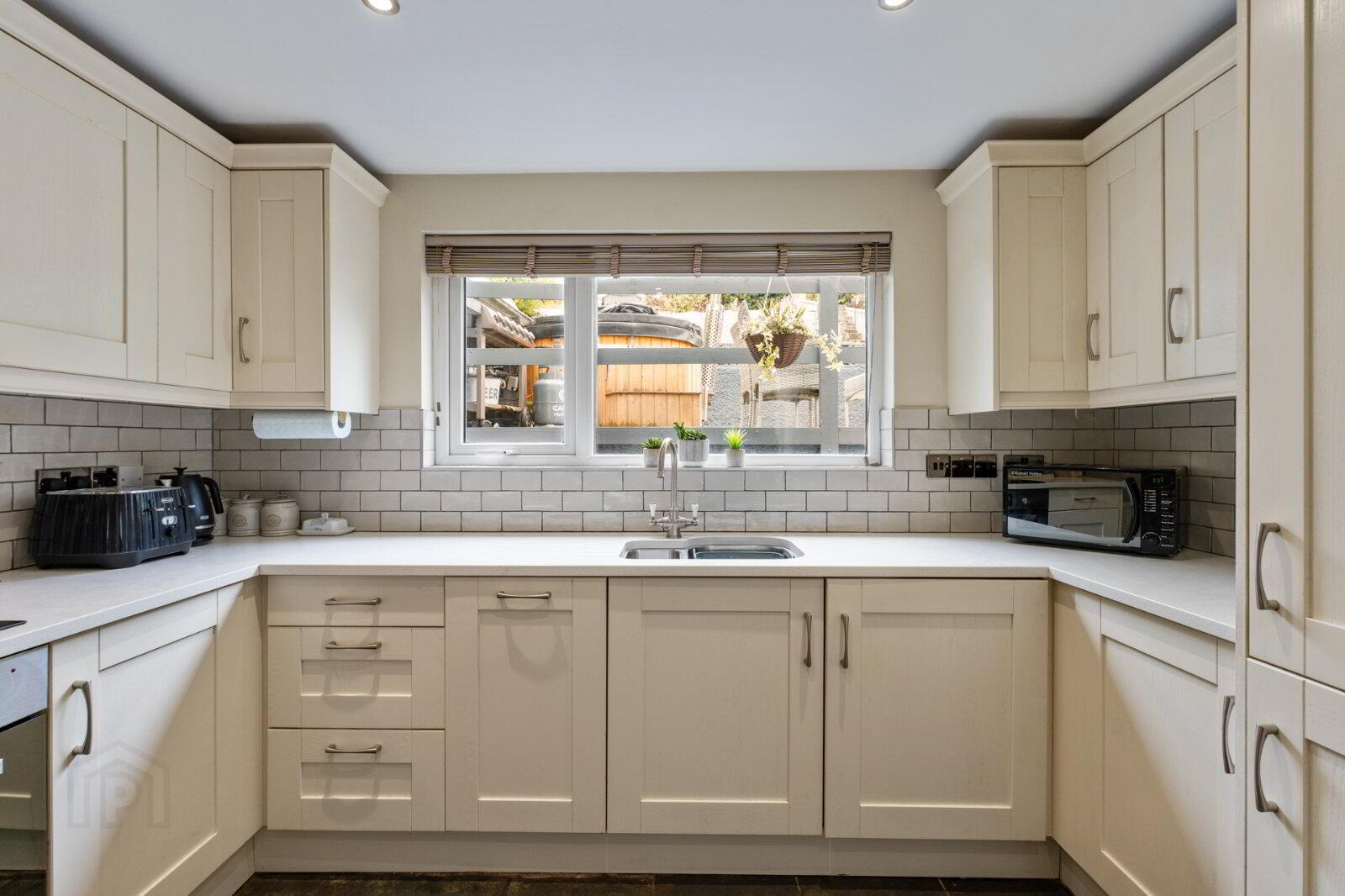 6 Belfast Road 11 of 31