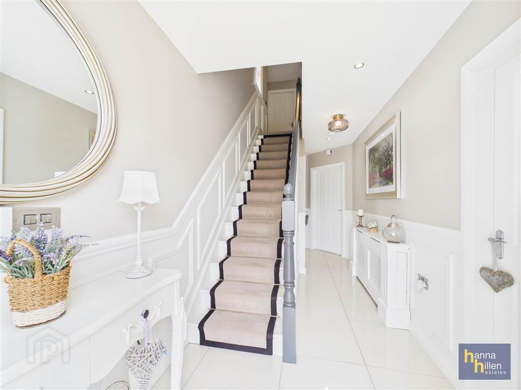 15 Lis Ard Court 2 of 18