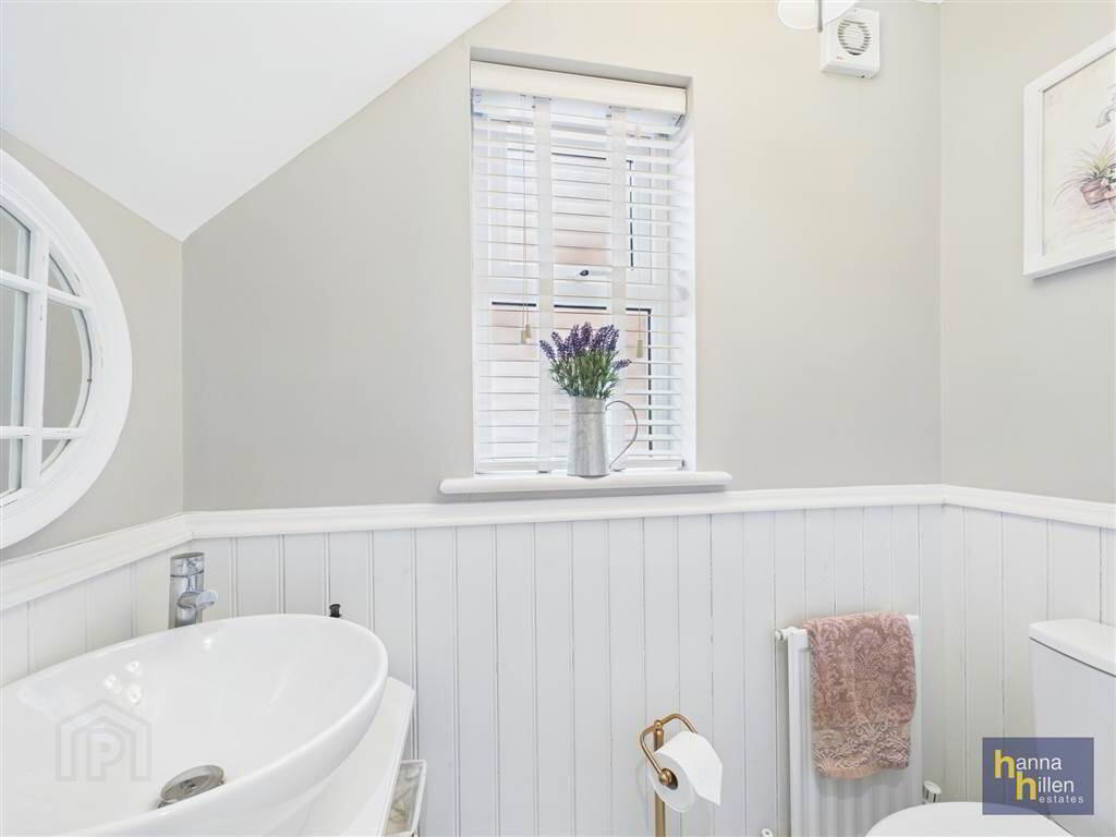 15 Lis Ard Court 4 of 18
