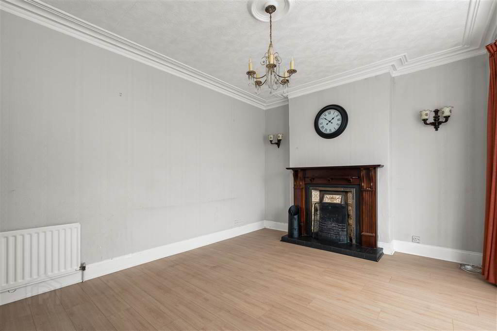 34 Cushendall Road 8 of 42