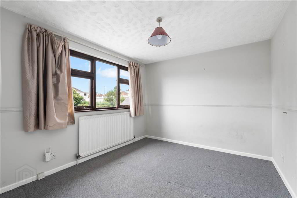 34 Cushendall Road 28 of 42