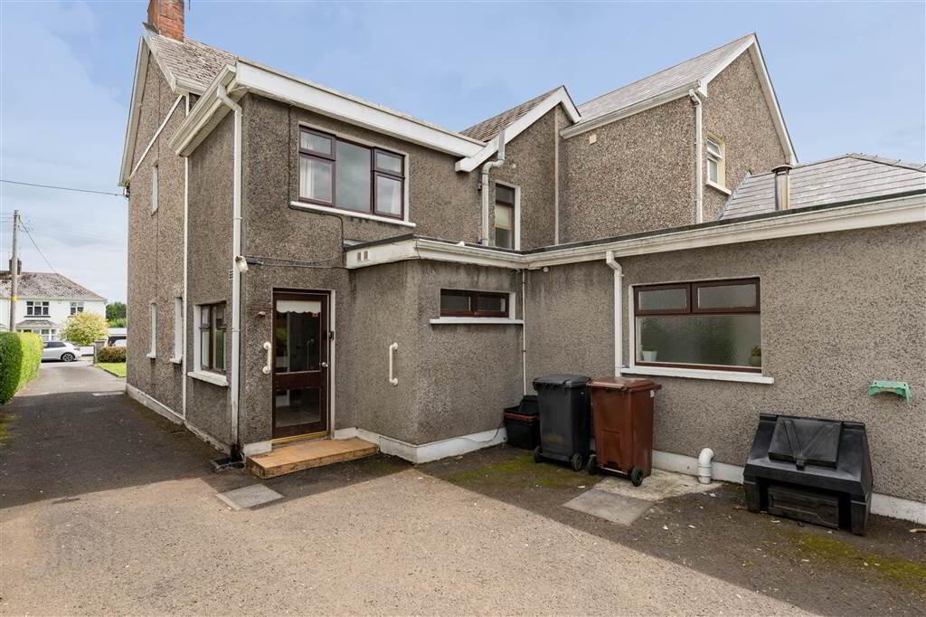 34 Cushendall Road 36 of 42
