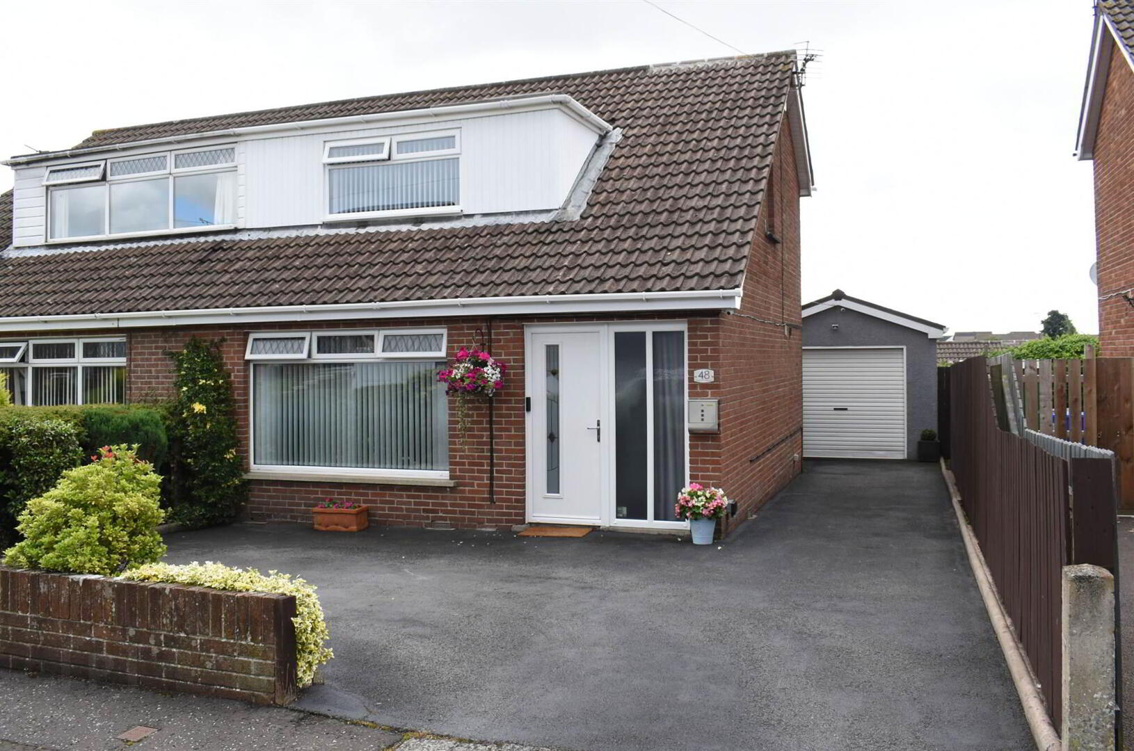 48 Dermott Crescent 1 of 22